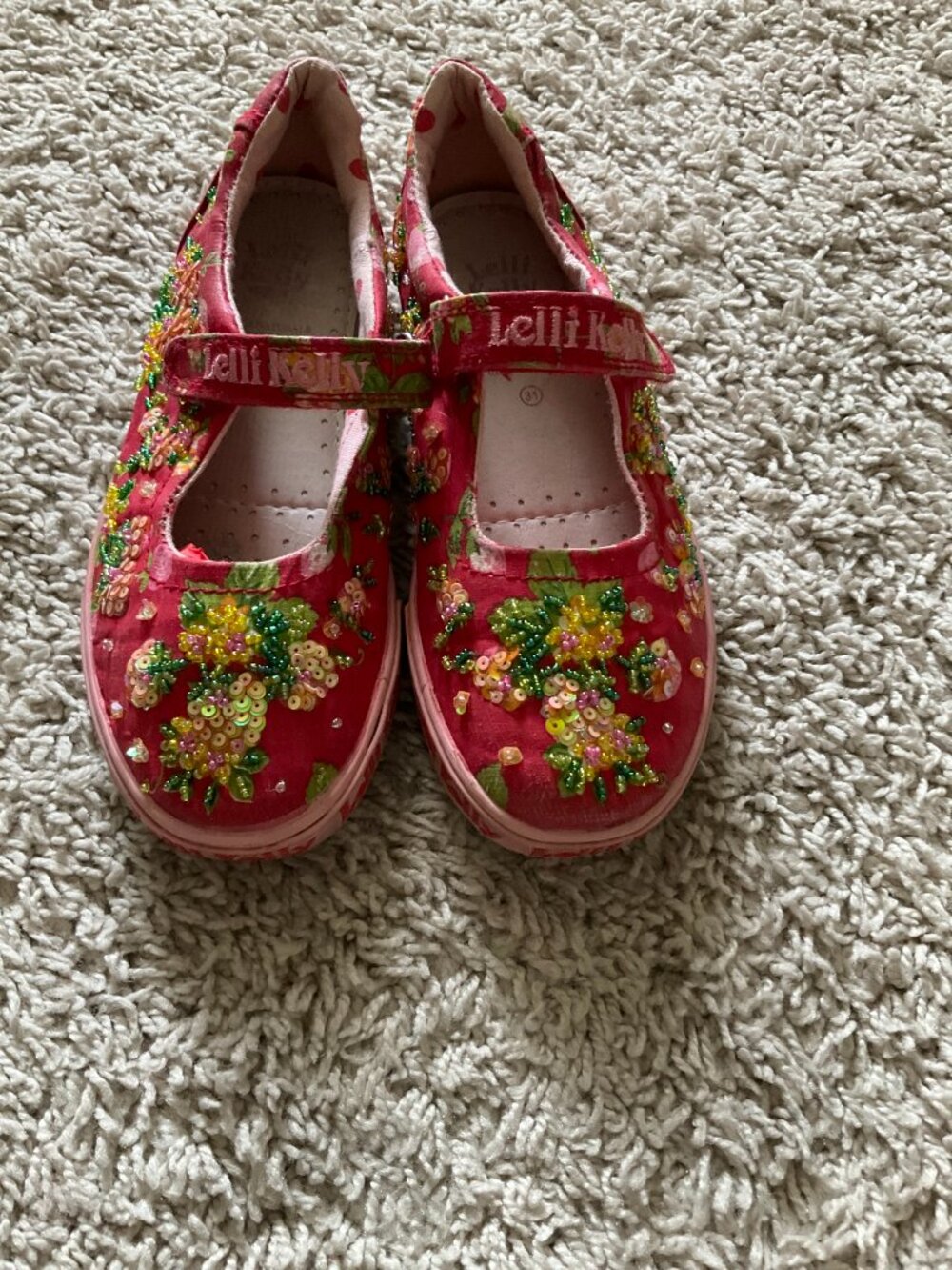 Lelli Kelly Red Mary Janes Shoes. Size: EU 31 Little Girl (US 13 Little Girl). - Picture 5 of 8